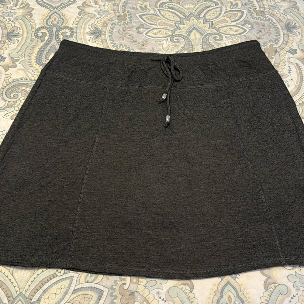 Green Tea dark gray skort.